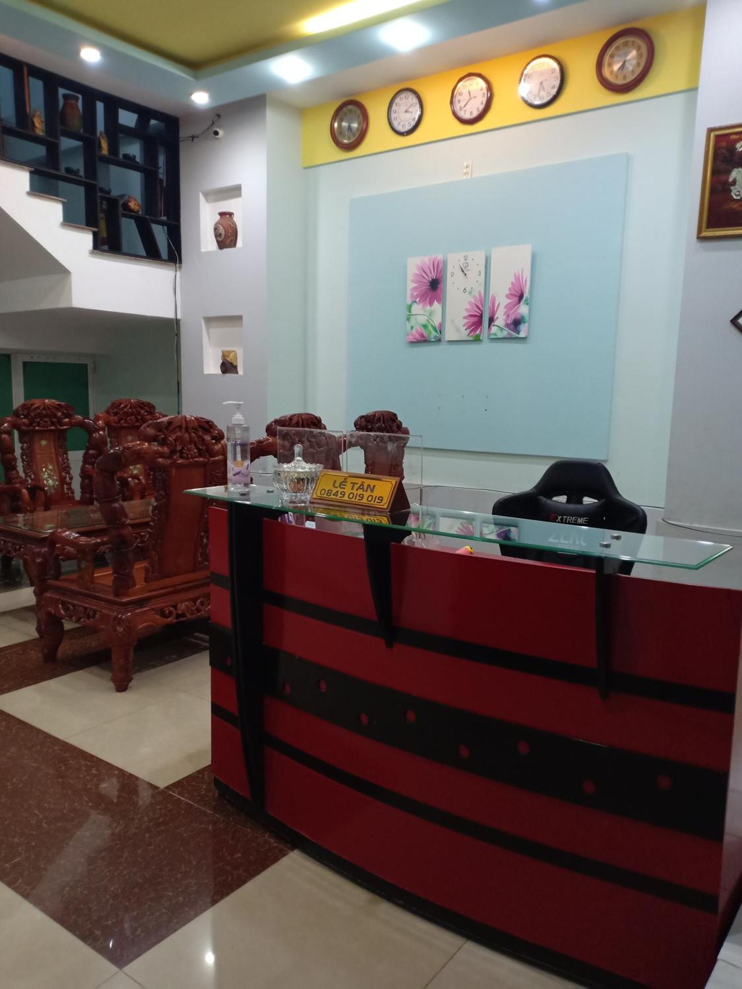 Nha Nghi Kim Lai - Doi Dien Benh Vien Tinh Gia Lai -132 Ton That Tung Pleiku Szoba fotó